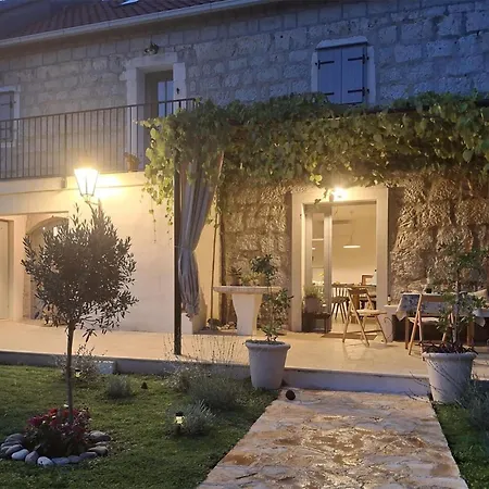 بيت للعطل Lovely In With House A Panoramic View *